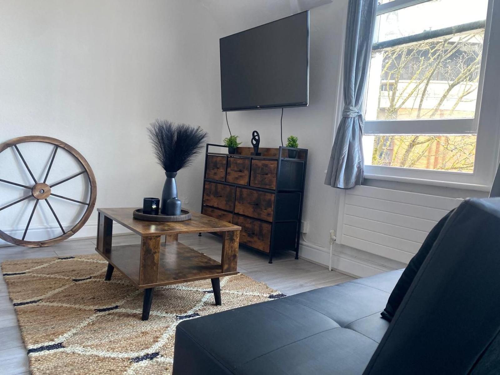 New & Refurbished Central Kingston Studio Kingston upon Thames (Greater London)